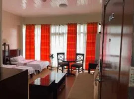 3 Pax Charming Foggy Cold Breeze, Cozy Gardenville Hotel
