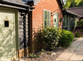 The Foxes Den, hotel en Assington