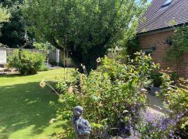 Detached annex in centre of Woodstock, Cotswolds, hotel v destinaci Woodstock