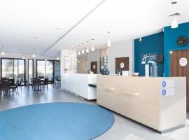 Holiday Inn Express - Marseille Airport, an IHG Hotel, hotel in Vitrolles