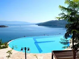 Villa Esteban Özel Plajlı