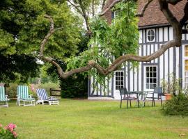 La maison de Michel, hotel u gradu Beve
