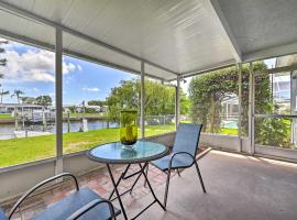 Canalfront New Port Richey Home with Boat Dock!, hotel din New Port Richey