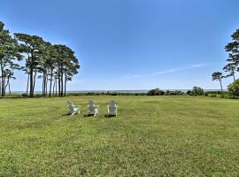 Spacious Cheriton Home 8 Mi to Cape Charles!, hotel with parking in Cape Charles