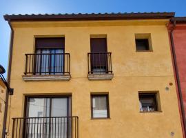 Can Riera – domek wiejski w mieście L'Escala
