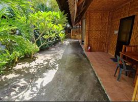 CafeMare Rooms, nakvynės su pusryčiais namai mieste Bantajano sala