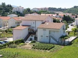 Apartments and rooms with parking space Palit, Rab - 5039