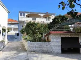 Apartments by the sea Trogir - 10342