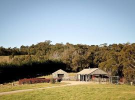 Farm Stay Home, Pet Friendly, in Southern Highlands, hotel with parking in Joadja Creek