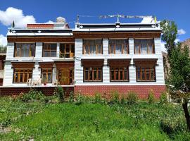 sonam guest house, παραθεριστική κατοικία σε Leh