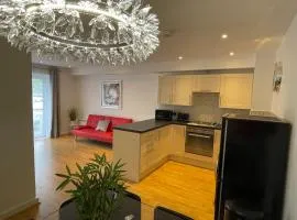 Moda Wigan - Stylish 2 Bed Apartment Central Wigan