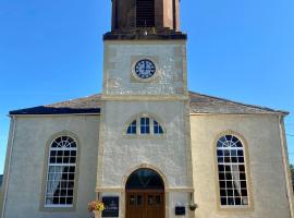 The Auld Kirk, pet-friendly hotel in Kirkbean