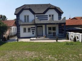 Vila city, cottage in Bijeljina