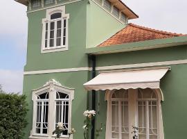 Casa Vila Palmeira, Cama e café (B&B) em Fermelã