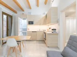 NICE CITY CENTER APARTMENT