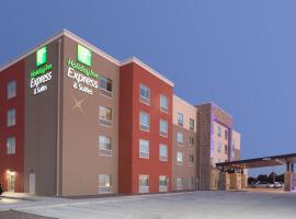 Holiday Inn Express & Suites - Goodland I-70 by IHG: Goodland şehrinde bir otoparklı otel