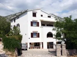 Apartments with a parking space Starigrad, Paklenica - 6581