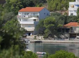 Apartments by the sea Pasadur, Lastovo - 8351