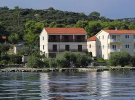 Apartments by the sea Tkon, Pasman - 8376