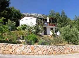 Apartments with a parking space Zavala, Hvar - 8706