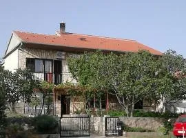 Apartments with parking spaces Maslenica, Novigrad - 11089