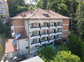 Hotel Panoramic, хотел в Ръмнику Вълча