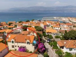 Apartments with parking space Supetar, Brac - 11278