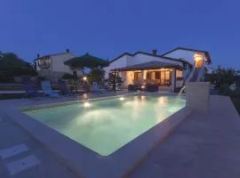 Holiday house with a swimming pool Orihi, Central Istria - Sredisnja Istra - 11295