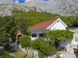 Holiday house with a parking space Gornji Tucepi, Makarska - 11370