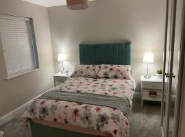 Beautiful private room and bathroom, magánszoba Ballycastle-ben