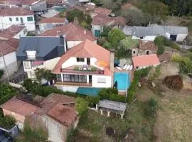 Casa con Piscina en Ramiras, Ourense