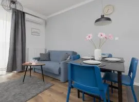 Warsaw Ursynów Apartment with Balcony by Noclegi Renters