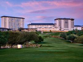 Omni Barton Creek Resort and Spa Austin, hotel cerca de Saint Stephens Episcopal School Football Stadium, Austin