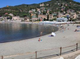 Sole e mare di Liguria, παραλιακό ξενοδοχείο σε Recco