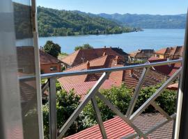 Apartament La Sika, căn hộ ở Orşova
