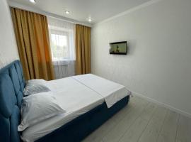 АУЕЗОВА 189б ЖК Салтанат Центр Евродвушка с 2 х спальной кроватью и двумя диванами, holiday rental in Kokshetau