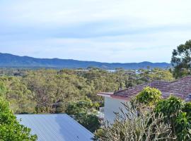 Seamist Cottage, hotel in South West Rocks