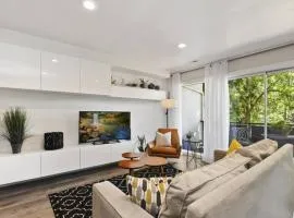 Condo 24! Prized Location. Modern! Bright! Enjoy!