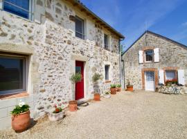 O Trois Oliviers: Louin şehrinde bir konaklama birimi