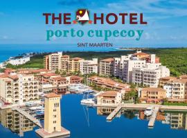 The Hotel Porto Cupecoy, allotjament a la platja a Philipsburg