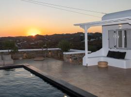 Little Villa amid Super Paradise-JackieO' Mykonos, vila di Super Paradise Beach