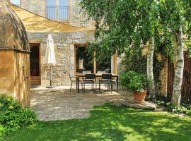 Auró Blanc- Allotjament Turístic, hotel em Santa María de Corcó