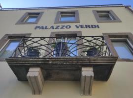 Palazzo Verdi Holiday Viterbo, hôtel à Viterbe