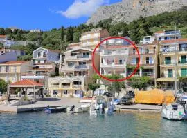 Apartments by the sea Podgora, Makarska - 11432