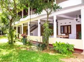 C-Lanka Guest House