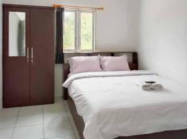 RedDoorz near Universitas Palangkaraya 2, hotel v destinaci Palangkaraya