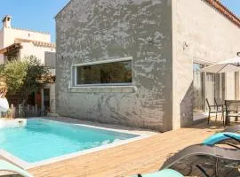 Beautiful Home In Gignac-la-nerthe With Outdoor Swimming Pool, Wifi And 3 Bedrooms