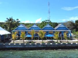 Moyo Island Resort، فندق مع موقف سيارات في Moyo Island