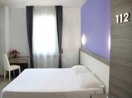 Hotel Savoia, hotel Poggio Ruscóban