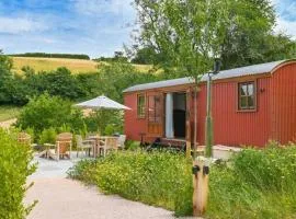 Maple Shepherds Hut